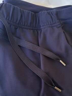 lululemon athletica Navy Blue Drawstring Pants- no style number on size tag